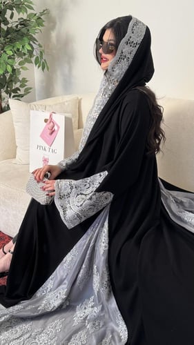 كريب ملكي كلوش دانتيل فضي