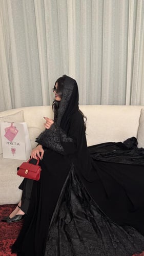 كريب ملكي كلوش دانتيل