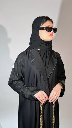 كريب كلوش بليزر وكريب بنقشه من الخلف