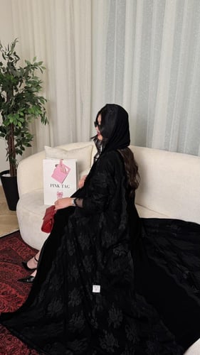 كريب ملكي دانتيل من الأمام والخلف