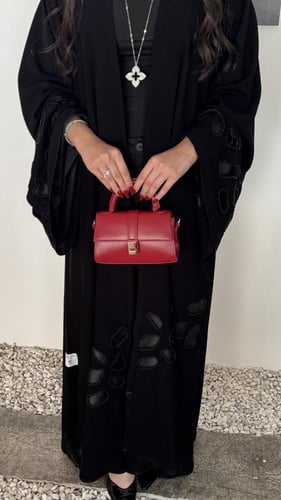 كريب ملكي كلوش وتفته أسود