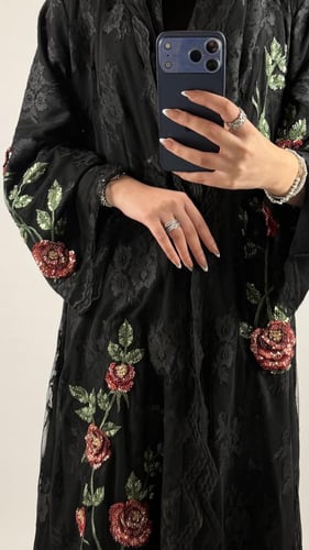 روزالين كريب أو دانتيل بورود مطرزة