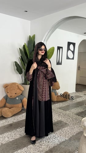 مخمل كلوش بكم كشميري وطرحه بوجهين (ياقوت)