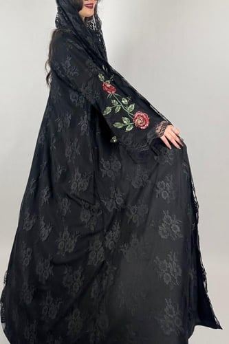 روزالين كريب أو دانتيل بورود مطرزة