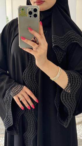 تطريز من الأمام والأكمام نص كلوش