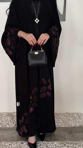 كريب ملكي كلوش وتفته برغندي