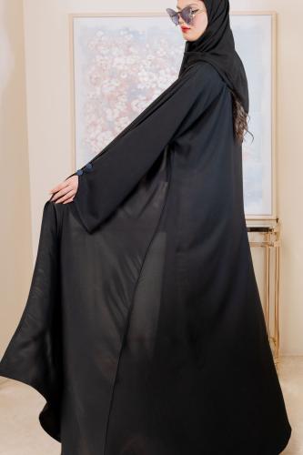 كلوش بأزرار على الأكمام