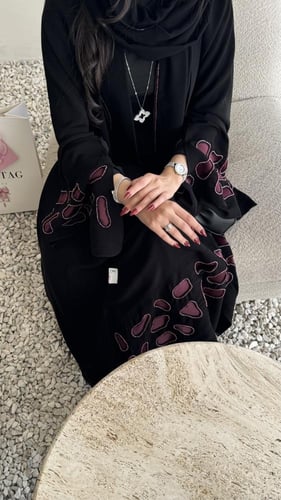 كريب ملكي كلوش وتفته برغندي