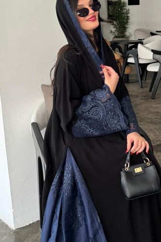 كريب ملكي كلوش دانتيل كحلي