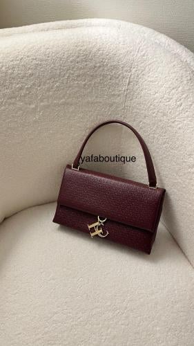 شنطة ch عنابي لارج