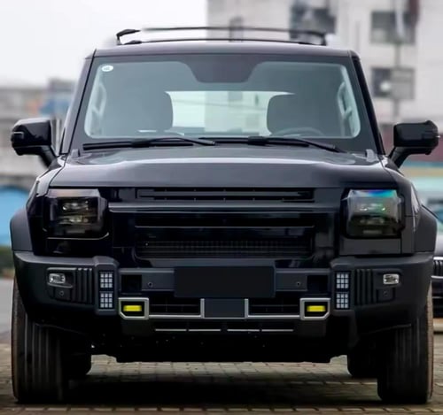 شبك أمامي أسود لامع بتصميم ديفندر لسيارة جيتور T2