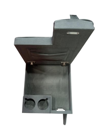 تكاية لاندكروزر بدون ثلاجه 2003 وتحت