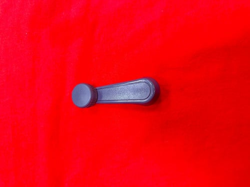 هندل قزاز هايلوكس من2000 الي2005 اصلي رصاصي