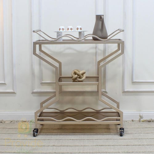 عربية ضيافة بتصميم هندسي فاخر ولمسة فنية