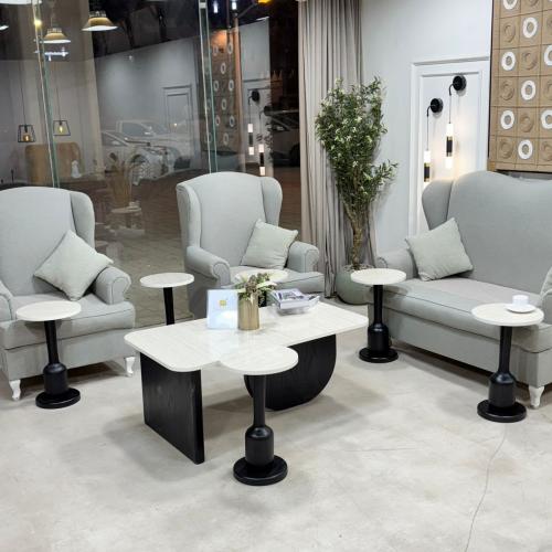 طقم طاولات مع 6 خدمة