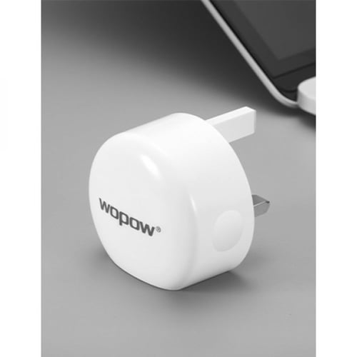 شاحن جداري بثلاث منافذ - ووبو - ابيض