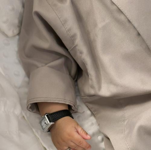 ساعة مواليد جلد فاخره شبيهة كارتير 0-5سنوات