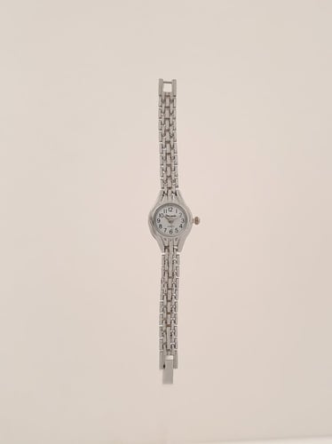 ساعة مواليد0-5سنوات