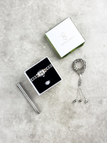 طقم مميز للمواليد من 0 الى 5 سنوات 4 قطع