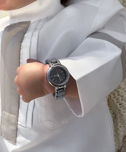 ساعه مواليد شبيهة فندي