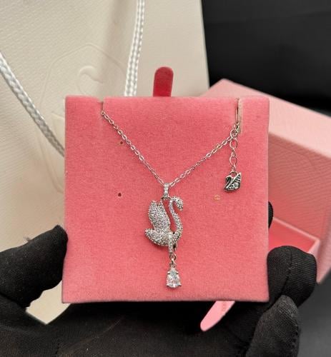 سلسال swan سوارفسكي