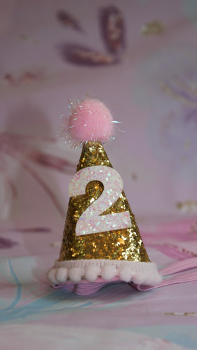 Gold mini hat