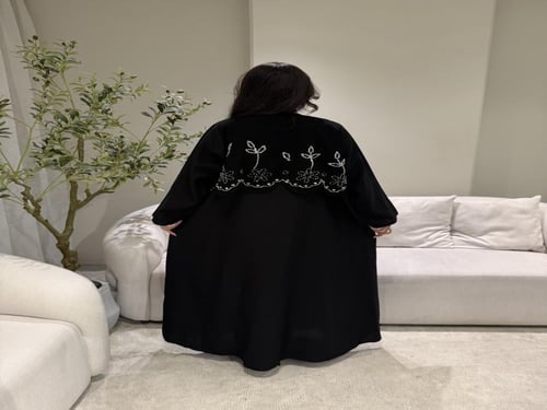 عباية ليالي