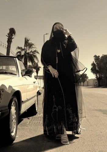 عباية بيداء - متجر الخياله للعبايات