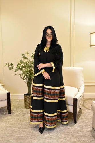 عباية نوق - متجر الخياله للعبايات