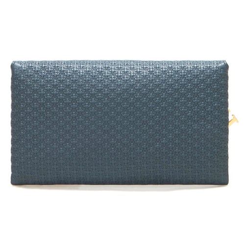 شنطة كارولينا هيريرا رويال