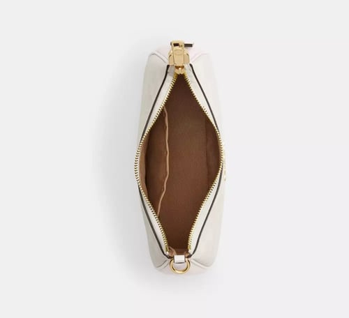 شنطة كوتش تيري أبيض