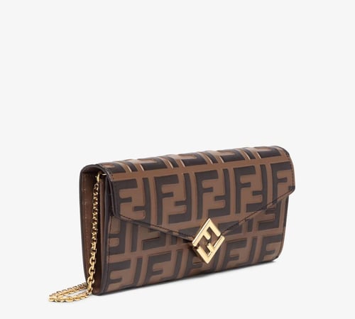 شنطة فندي ولت بني