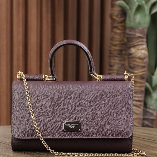 شنطه ومحفظه دولسي أند غابانا لون راقي