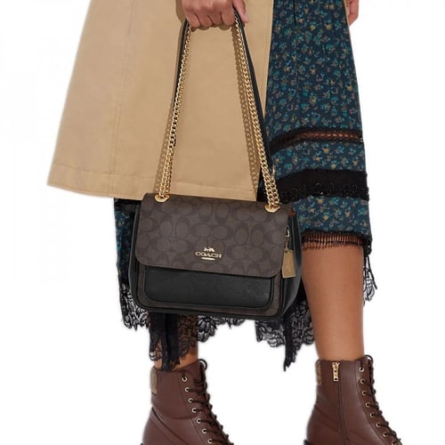 شنطة كوتش كلارا بني