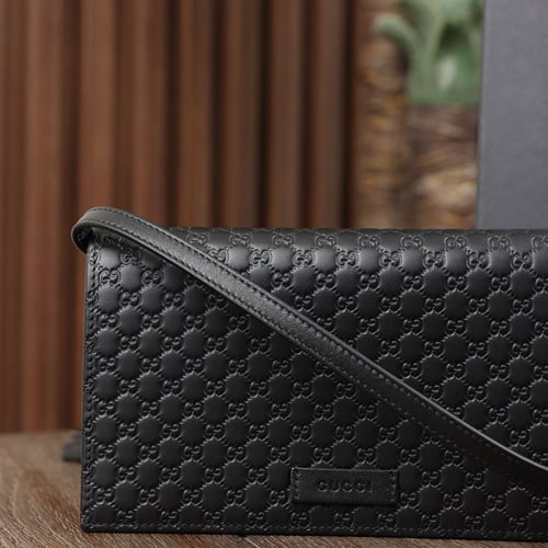 شنطه قوتشي اسود صغير