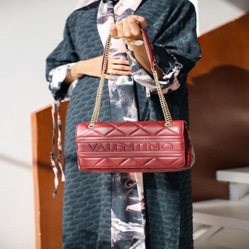 شنطه فالنتينو باي ماريو عنابي