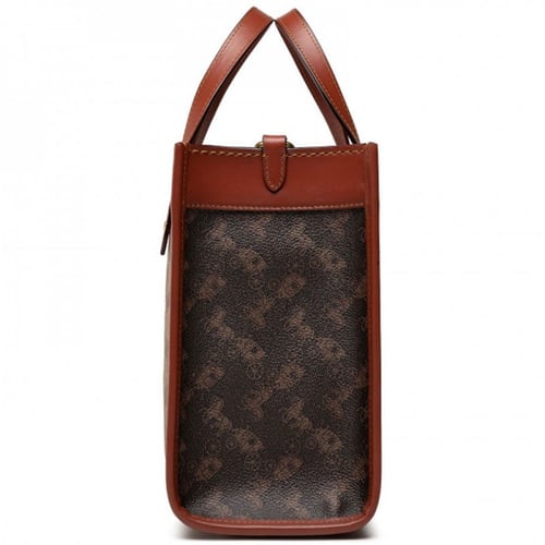 شنطة يد من كوتش لون بني