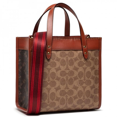 شنطة يد من كوتش لون بني