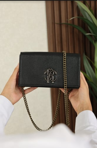 شنطه روبرتو كفالي راقيه