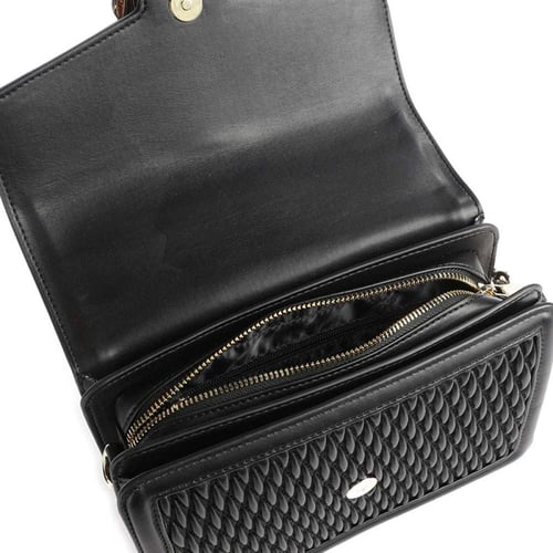 شنطة فرزاتشي جينز كوتور صناعي أسود