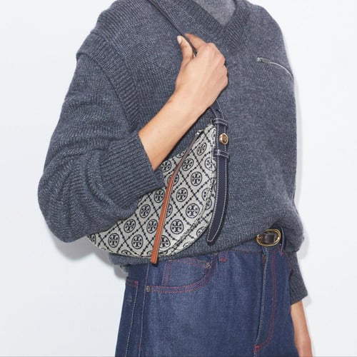 شنطة توري بورش مونوغرام رومي أزرق