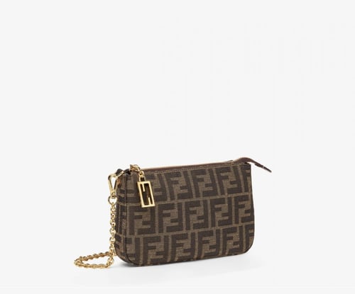 شنطة فندي Baguette كلاتش