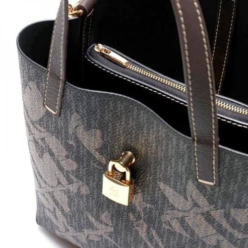 الشنطه الانيقه من كارولينا هريرا