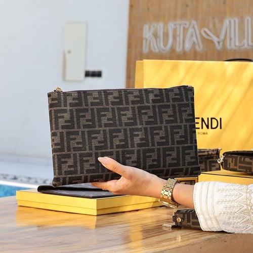 باوتش فندي كبير بني