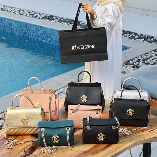 شنطة روبرتو كفالي ذهبية بالشعار