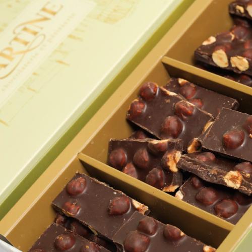 Hazelnut Milk/Dark Bar / شوكولاته الحليب/الدارك با...