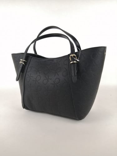 شنطة نسائية من كالفن كلاين وسط