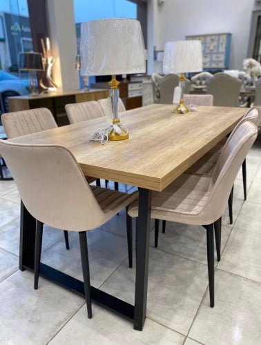 طاولة طعام 8 كراسي