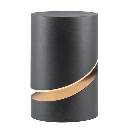 Attractive Design Wall Light