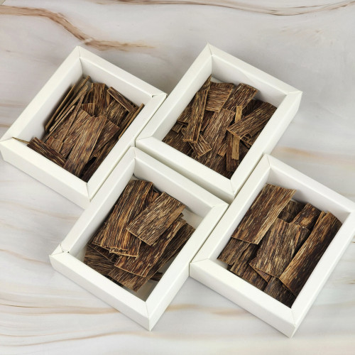 100 جرام رقائق عود فيتنامي AA جبلي مقسمة